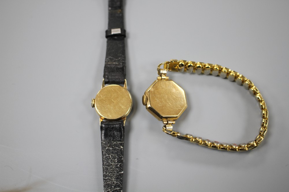 Two ladys 9ct gold wrist watches, Tissot and Hirco, on leather and gold plated flexible strap, respectively,